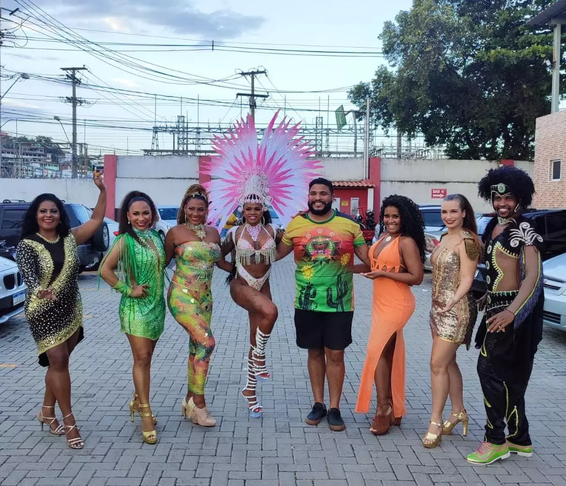 LÉO SAMORA, DIRETOR DE MUSAS E DESTAQUES DA ANDARAÍ É PEGO PELA BLITZ DO FERAS NO CARNAVAL CAPIXABA, CONFIRA